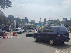 Puncak Bogor Mulai Diserbu Kendaraan Pelat B, Lalin Masih Lancar