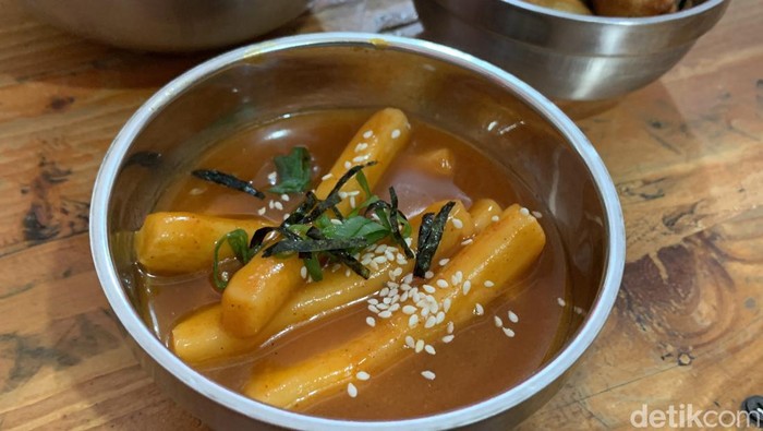 Makanan Korea di Dipatiukur Bandung.