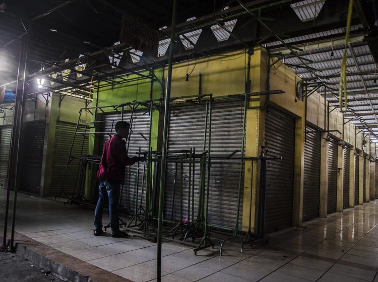 Nah Loh, Pasar Pakaian Bekas di Gedebage Tutup