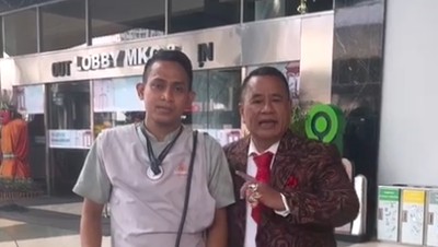 Ini Edi Sanjaya, Cleaning Service Jujur Kembalikan Dompet Hotman Paris