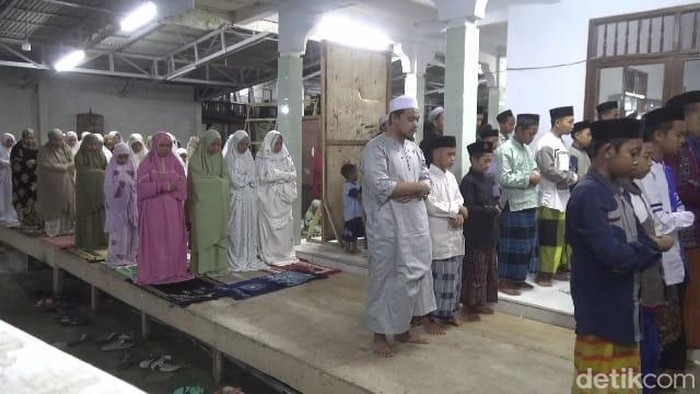 Ponpes di Jember yang sudah menjalankan puasa Ramadhan sejak hari ini.