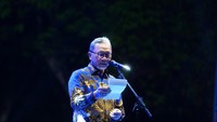Lebih lanjut, ia berharap pada agenda The 29th AEM Retreat Meeting besok mendapat hasil yang nyata untul mencapai pertumbuhan ekonomi dan manfaat bagi ASEAN.
