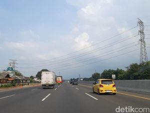 Tol Cikampek Lancar, Kendaraan Bersumbu Mulai Melintas
