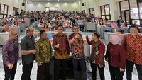 PT. Agrodana Futures menggelar Talk Show Perdagangan Berjangka Komoditi di Universitas Surabaya pada hari Selasa, 21 Mar 2023 dengan narasumber dari Bappebti, Aspebtindo serta ICDX.