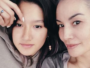 7 Potret Alex Anak Nadya Hutagalung yang Pilih Gender Netral