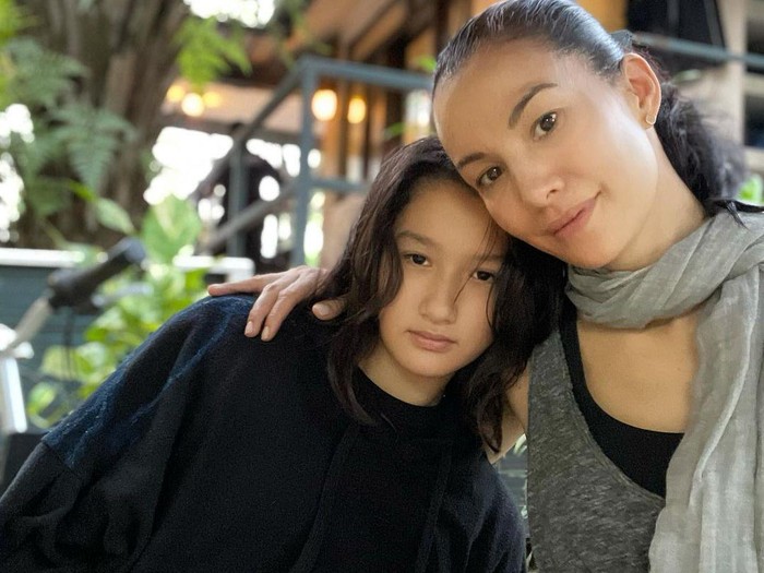 Alex anak Nadya Hutagalung