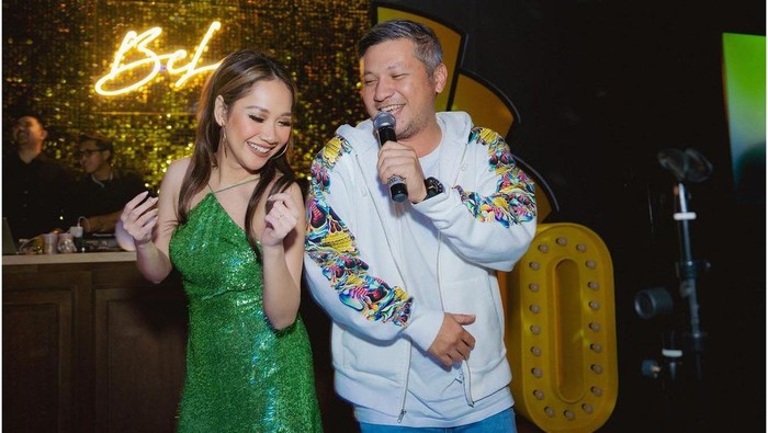 8 Potret Bunga Citra Lestari Tetap Cantik dan Mempesona di Usia ke-40
