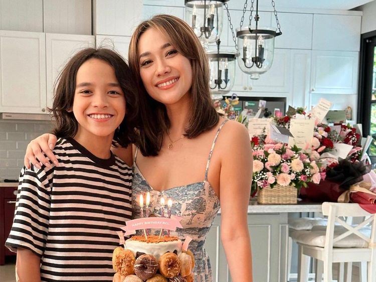 6 Potret Bunga Citra Lestari Rayakan Ultah ke-40, Didoakan Tetap Mewangi