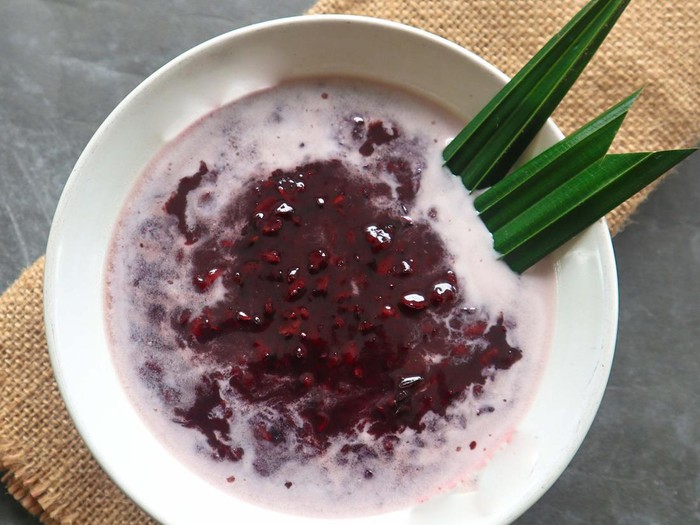 Cara membuat bubur ketan hitam
