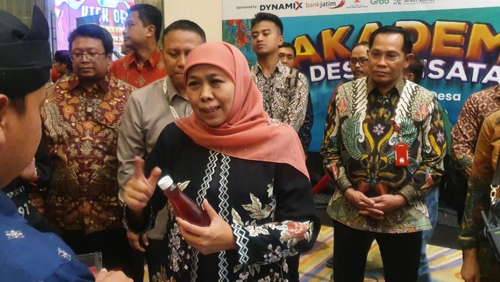 Gubernur Khofifah