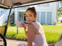 Body Goals di Usia 53, Ternyata Jennifer Lopez Rutin Bangun Subuh buat Olahraga