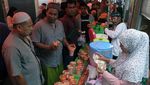 Kemeriahan Pasar Takjil di Berbagai Daerah