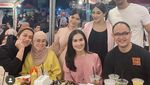 Keseruan Iis Dahlia Saat Makan Bareng Keluarga dan Lesti Kejora