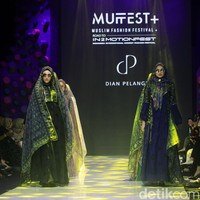Inilah koleksi terbaru Dian pelangi di acara Muffest 2023, Jakarta, [9/3/2023]. Foto: Mohammad Abduh/Wolipop.