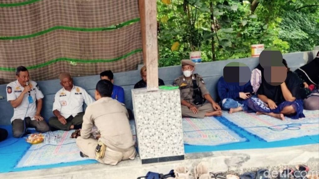 Lokalisasi di Situbondo Tak Ditutup Saat Ramadhan, PSK Wajib Tarawih