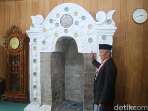 Makna di Balik Mihrab Masjid Sunan Muria Kudus yang Menjorok ke Dalam