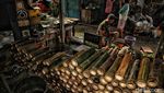 Melihat Proses Pembuatan Lemang, Makanan Khas Ramadan