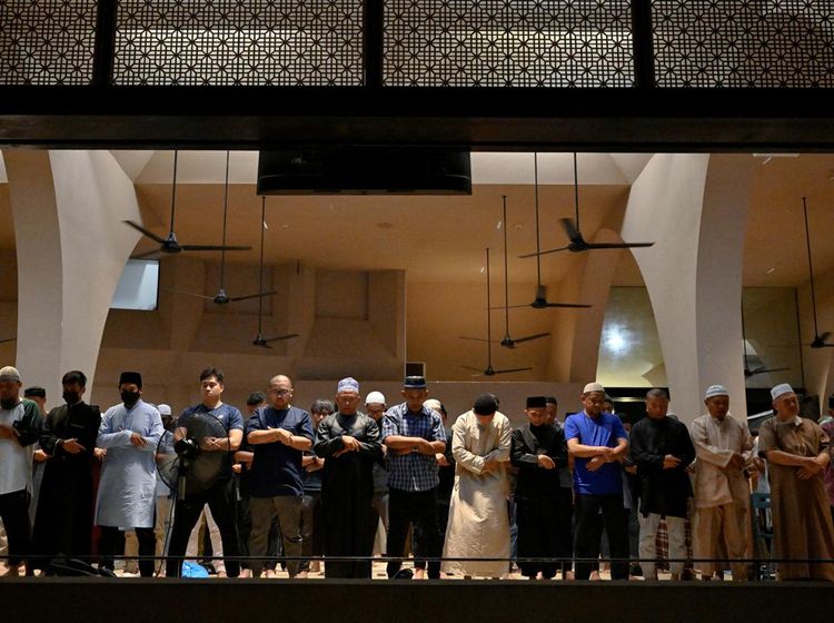 Melihat Suasana Salat Tarawih Pertama Ramadan 2023 di Singapura