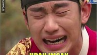 Duh, ngenes banget rasanya pas mau makan sesendok, tapi udah imsak. (Foto: memecomic.id)