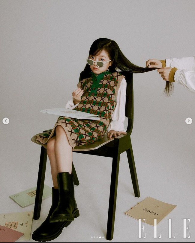 10 tahun ke depan dia bakal jadi the queen of kdrama + visual dari kalangannya, wajahnya kayak jennie dan jisoo digabungkan, bocil bukan sembarang bocil, jennie vibes, komentar sejumlah netizen. Foto: dok. Instagram @ellekorea