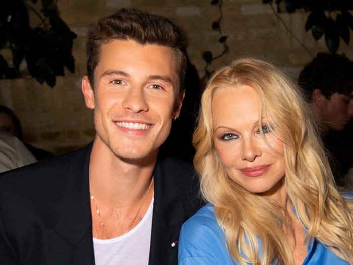 Pamela Anderson dan Shawn Mendes