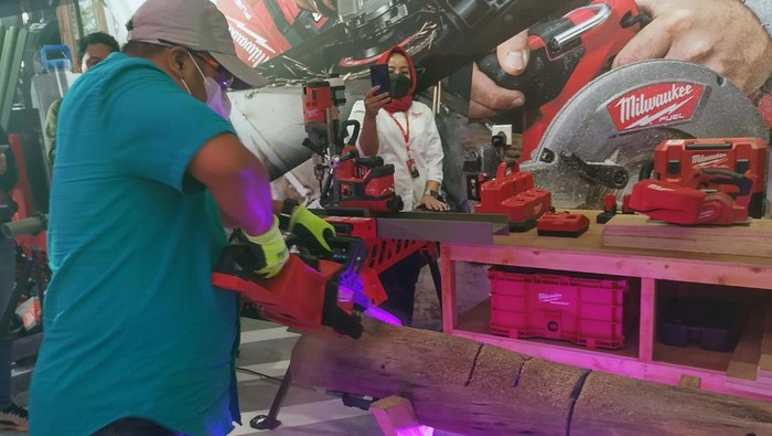 Perushaan Perkakas Ini Masuk Pasar Indonesia Menandai usia hampir 1 abad, Milwaukee Tool ekspansi ke pasar Indonesia. Hal ini menandakan potensi pertumbuhan yang kuat di wilayah Asia pasifik.