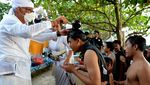 Potret Mebuug-Buugan, Tradisi Mandi Lumpur Usai Nyepi di Bali