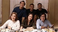  Bersama juri Indonesian Idol, dirinya terlihat asyik makan malam di salah satu restoran ala Jepang. Foto: Instagram BCL