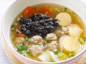 3 Resep Sup Tofu yang Berkaldu Bening Menyegarkan dan Kaya Nutrisi