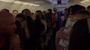 Kronologi Pesawat Super Air Jet Bermasalah Sampai Penumpang Kegerahan