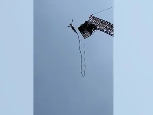 Nyaris Pulang Tinggal Nama, sedang Bungee Jumping eh Putus Tali