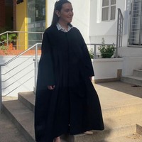 “Itu adalah bulan-bulan yang sangat sulit, memulihkan kesehatanku, ketenangan pikiranku, bahkan keinginan untuk hidup, terima kasih banyak kepada semua orang untuk setiap kata cinta, terima kasih kepada kalian yang membuatku bisa mengenakan jubahku lagi,” ungkapnya di Instagram.Foto: dok. Instagram