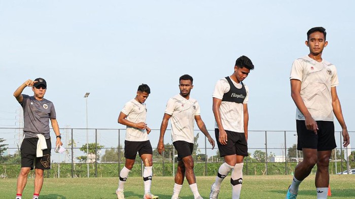 Winger PSM Makassar Yance Sayuri menjalani latihan bersama Timnas Indonesia jelang laga FIFA match Day kontra Burundi.
