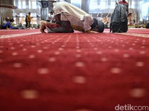 9 Amalan Saat Malam 1 Suro, Jangan Sampai Terlewat!