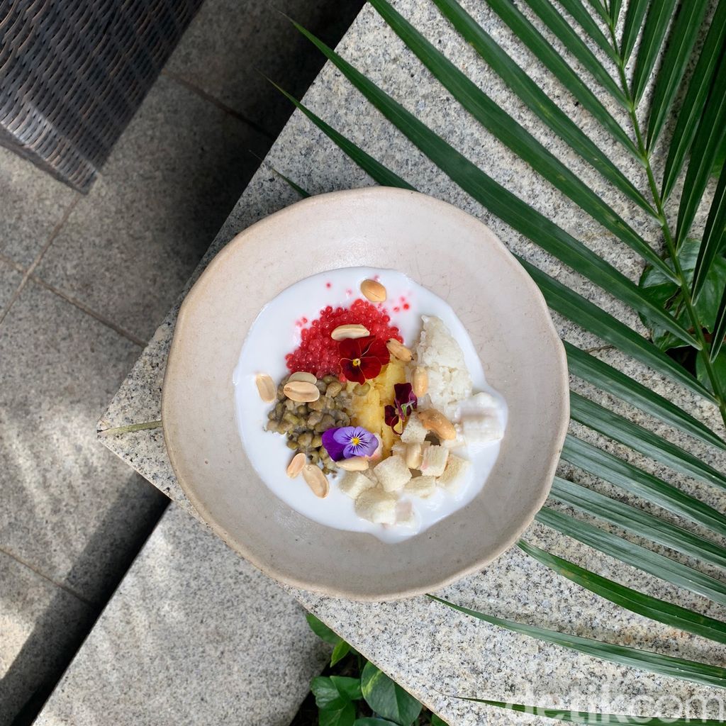 Ada Nasi Campur Racikan Sisca Soewitomo untuk Buka Puasa di Restoran Ini