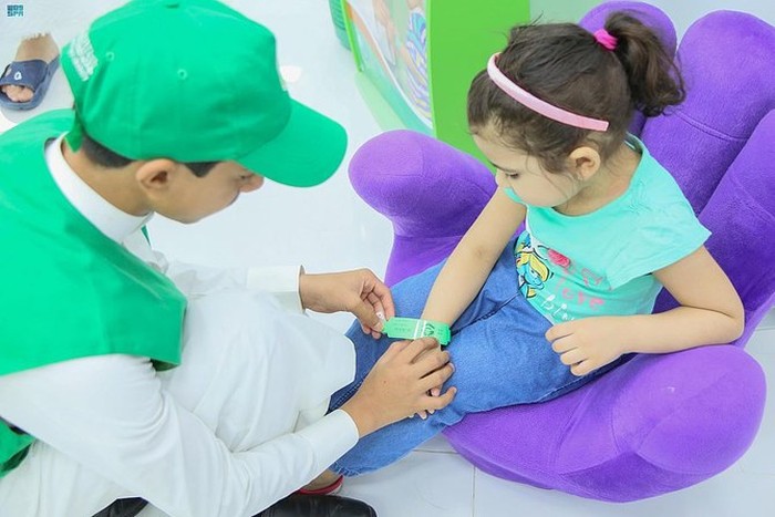 Arab Saudi berikan gelang pintar untuk anak-anak di dua masjid sucinya
