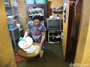 Parahnya Banjir Kota Malang Setelah Diguyur Hujan Deras Selama 1 Jam