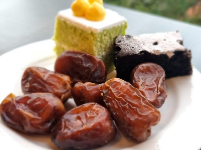 berburu takjil di hotel surabaya