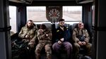 Bus Medis Keliling Evakuasi Tentara Ukraina yang Terluka