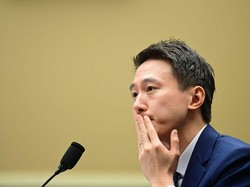 TikTok Angkat Tangan, Dijual Separuh Demi Beroperasi di AS