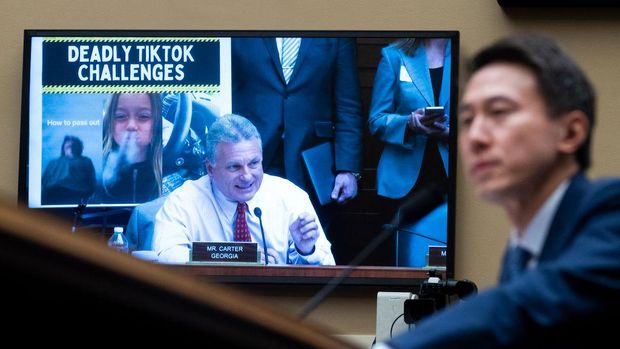 WASHINGTON DC, UNITED STATES - MARCH 23:  TikTok CEO Shou Zi Chew attentively listening to questions from U.S. representatives during his testimony at the congressional hearing in Washington, DC on March 23rd, 2023. (Photo by Nathan Posner/Anadolu Agency via Getty Images)