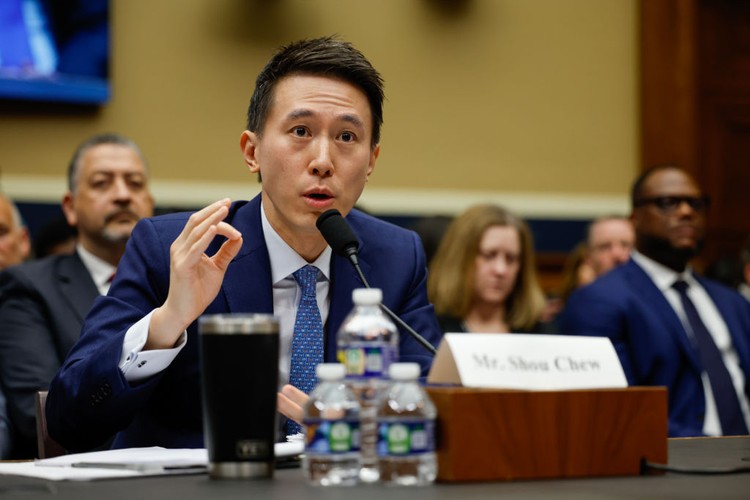 WASHINGTON, DC - MARCH 23: TikTok CEO Shou Zi Chew takes questions from Rep. Kat Cammack (R-FL) before the House Energy and Commerce Committee in the Rayburn House Office Building on Capitol Hill on March 23, 2023 in Washington, DC. The hearing was a rare opportunity for lawmakers to question the leader of the short-form social media video app about the companys relationship with its Chinese owner, ByteDance, and how they handle users sensitive personal data. Some local, state, and federal government agencies have been banning the use of TikTok by employees, citing concerns about national security. (Photo by Chip Somodevilla/Getty Images)