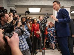 Melihat CEO TikTok Shou Zi Chew Dihajar Anggota DPR AS Selama 5 Jam