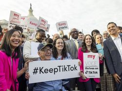 Aksi Demo di DPR AS Minta TikTok Jangan Dilarang