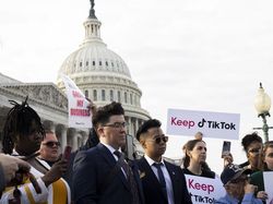 Aksi Demo di DPR AS Minta TikTok Jangan Dilarang