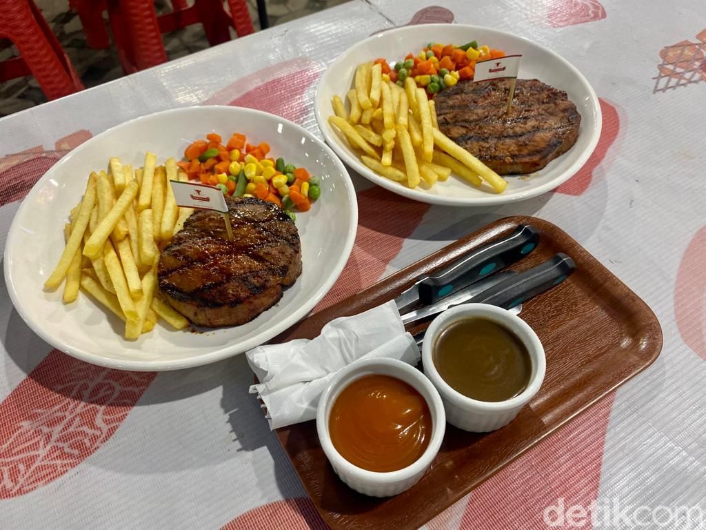 Di Pusat Kuliner G Town Square Bisa Buka Puasa dengan Steak hingga Claypot