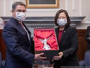 Taiwan Bersiap Kehilangan Pengakuan Honduras yang Digaet China