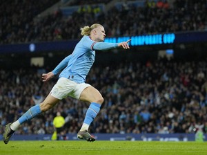 Haaland Cedera, Bisa Main Lawan Liverpool?