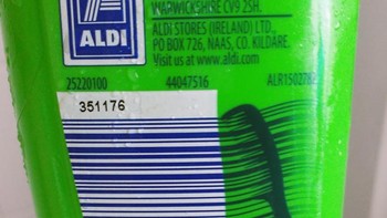 Produk shampoo nih kayanya, barcodenya ada gambar sisir. Foto: Dok. sadanduseless