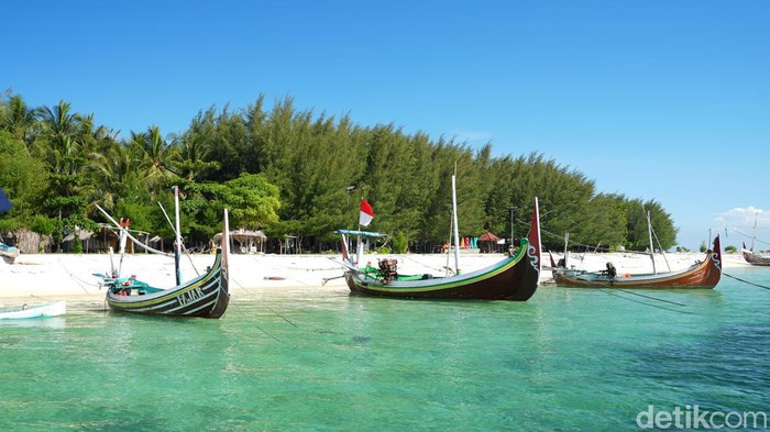 Gili Iyang Pantai
